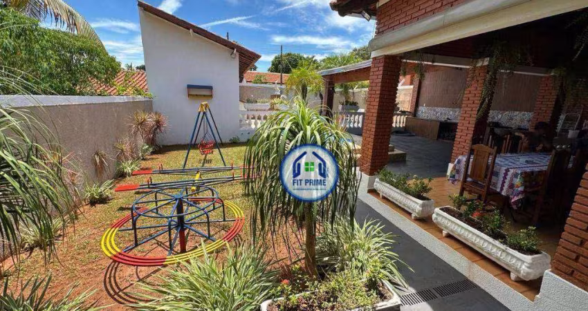 Rancho com 2 dormitórios à venda, 259 m² por R$ 550.000,00 - Pedregal - Guaraci/SP