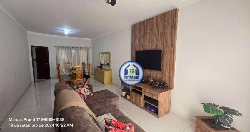 Casa com 3 dormitórios à venda, 330 m² por R$ 850.000 - Parque das Flores - São José do Rio Preto/SP
