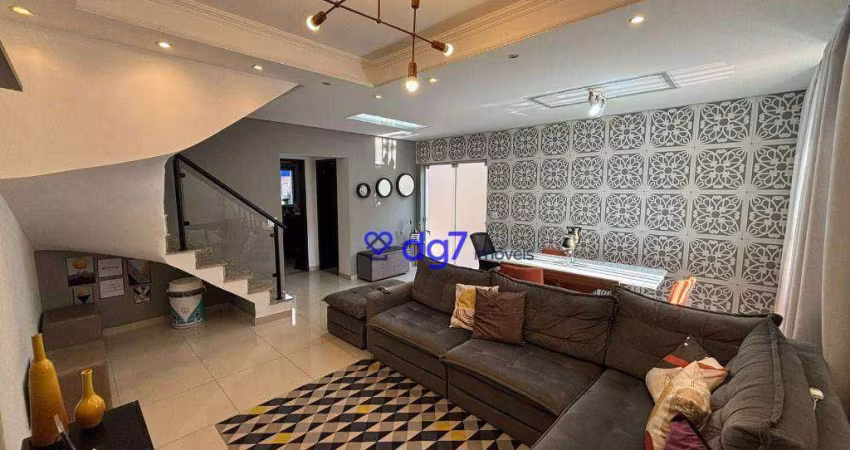 Casa com 3 dormitórios à venda, 220 m² por R$ 839.000 - Granja Viana - Cotia/SP