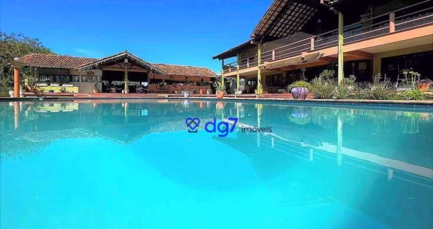Casa com 5 dormitórios, 5 suites à venda, 3.782 m² por R$ 8.000.000 - Granja Viana - Cotia/SP