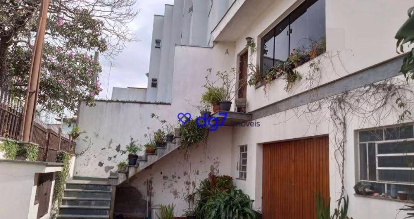 Casa Espaçosa com 2 Dormitórios e 2 Banheiros em Região Privilegiada