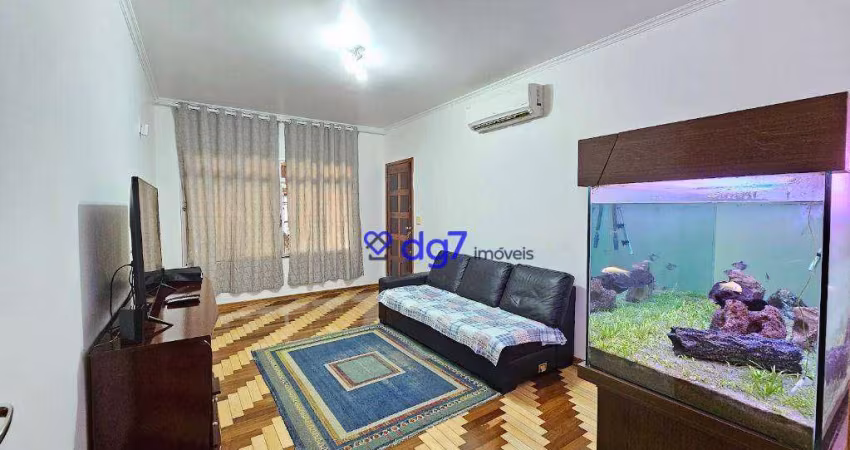 Sobrado no Jardim Peri Peri 3 dormtiórios e 2 vagas 160 metros