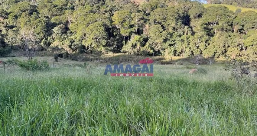 Chácara / sítio com 1 quarto à venda no Salto Itapeti, Guararema 