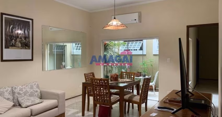 Casa com 4 quartos à venda na Cidade Jardim, Jacareí 