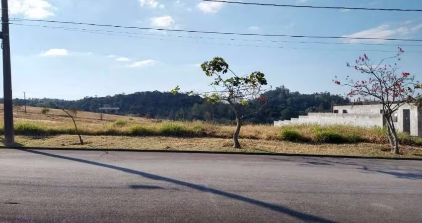 Terreno em condomínio fechado à venda no Parque Residencial Jequitibá, Jacareí 