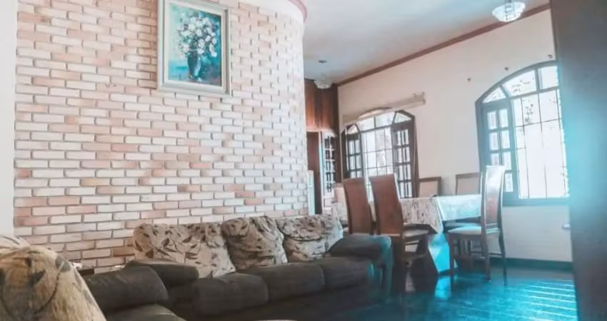 Casa com 4 quartos à venda no Jardim Flórida, Jacareí 