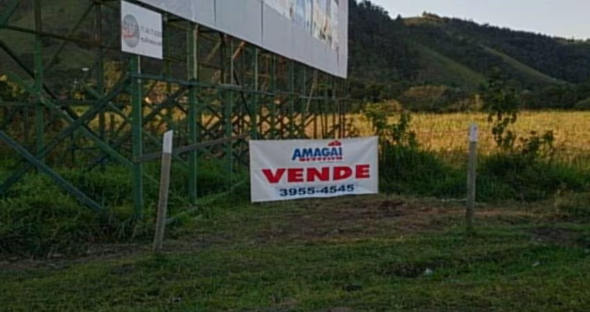 Terreno à venda no Jardim Parateí, Guararema 