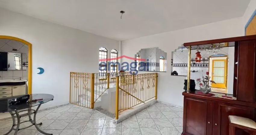 Casa com 5 quartos à venda no Bandeira Branca, Jacareí 