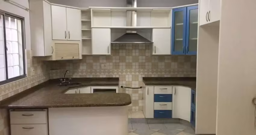Casa com 3 quartos à venda no Jardim Santa Maria, Jacareí 