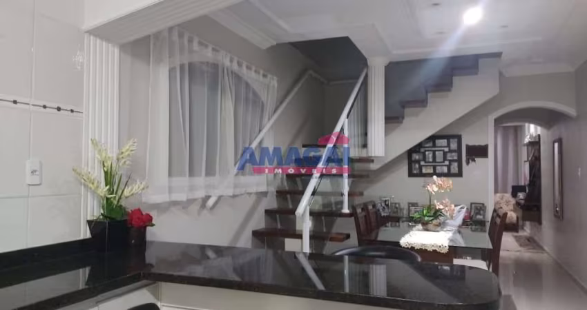 Casa com 3 quartos à venda no Jardim Maritéia, São José dos Campos 