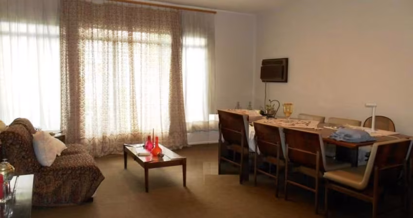 Casa com 3 quartos à venda no Centro, Jacareí 