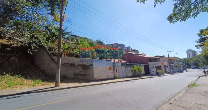 Terreno à venda no Parque Santo Antônio, Jacareí 