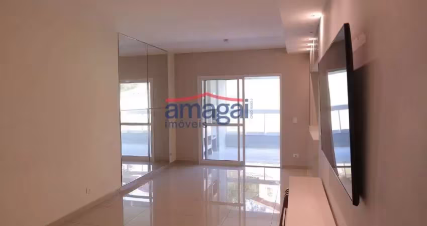 Apartamento com 3 quartos para alugar no Centro, Jacareí 