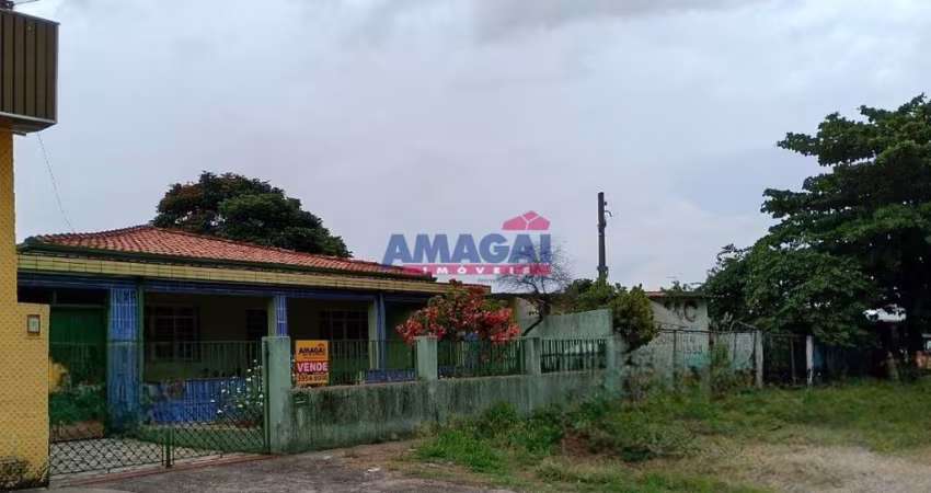 Casa comercial à venda no Jardim Esperança, Jacareí 