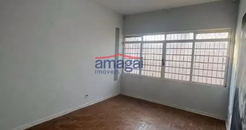 Casa com 3 quartos para alugar no Jardim Santa Maria, Jacareí 