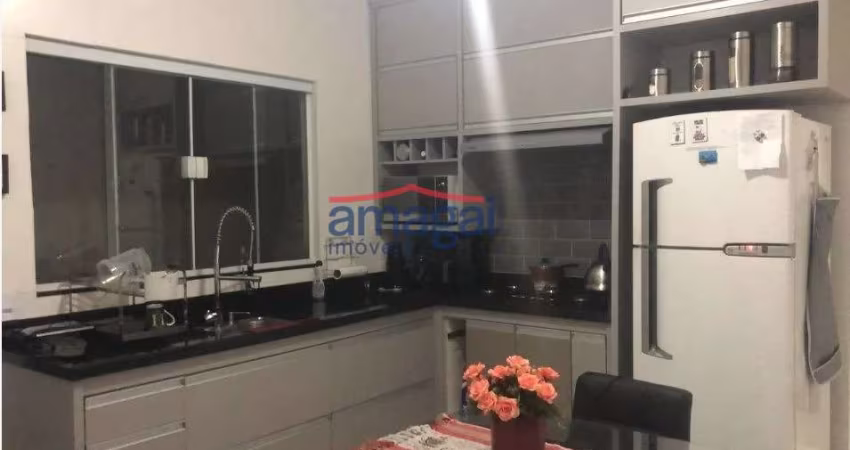 Casa com 2 quartos à venda no Bandeira Branca, Jacareí 