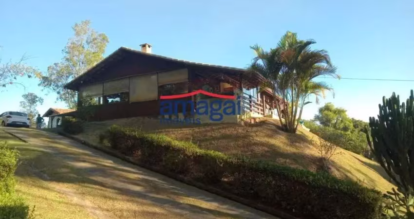 Chácara / sítio com 3 quartos para alugar no Condomínio Lagoinha, Jacareí 