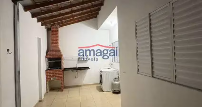 Casa em condomínio fechado com 2 quartos para alugar no Bairro do Colonia, Jacareí 