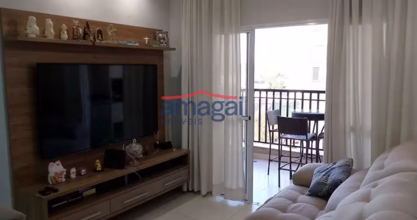 Apartamento com 3 quartos para alugar na Vila Machado, Jacareí 