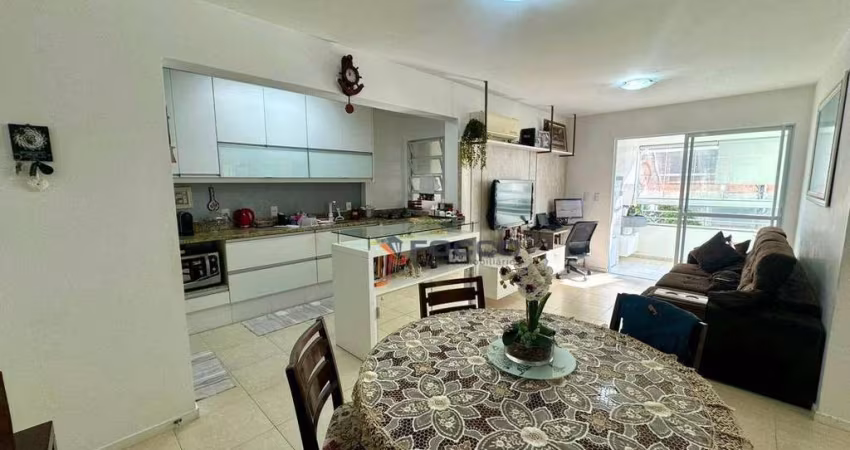 Apartamento com 2 dormitórios à venda, 76 m² por R$ 650.000,00 - Barreiros - São José/SC