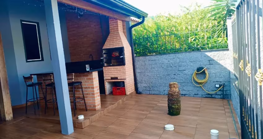 Casa geminada de 03 dormitórios em potecas - são josé/sc