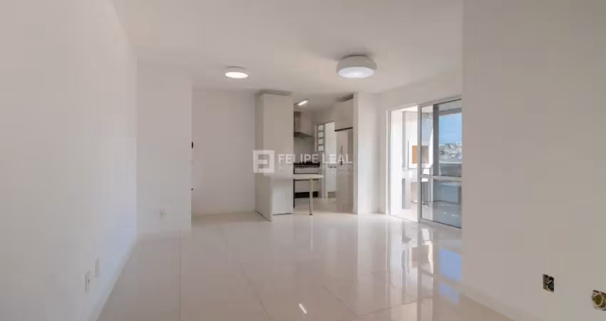 Excelente apartamento no platinus top residence, localizado no bairro agronômica em florianópolis!