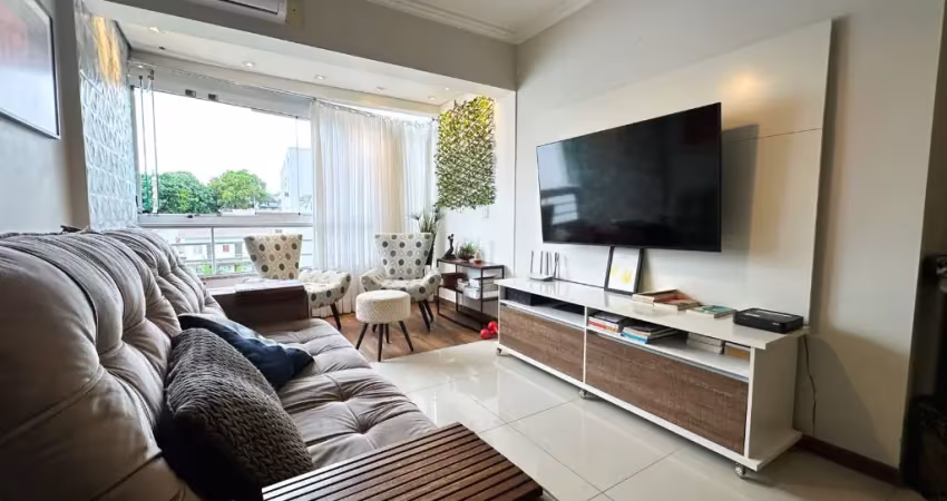 Apartamento com 03 dormitórios (01 suíte) no bairro abraão