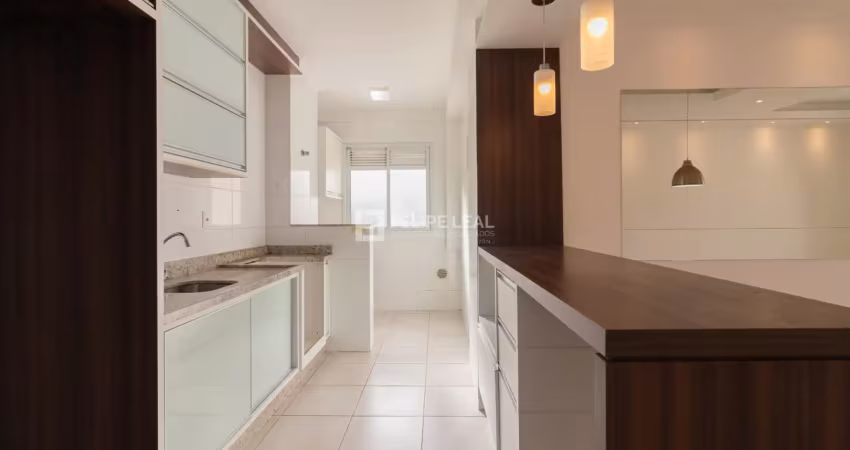 Apartamento com 03 dormitórios (01 suíte) localizado no estreito, florianópolis/sc