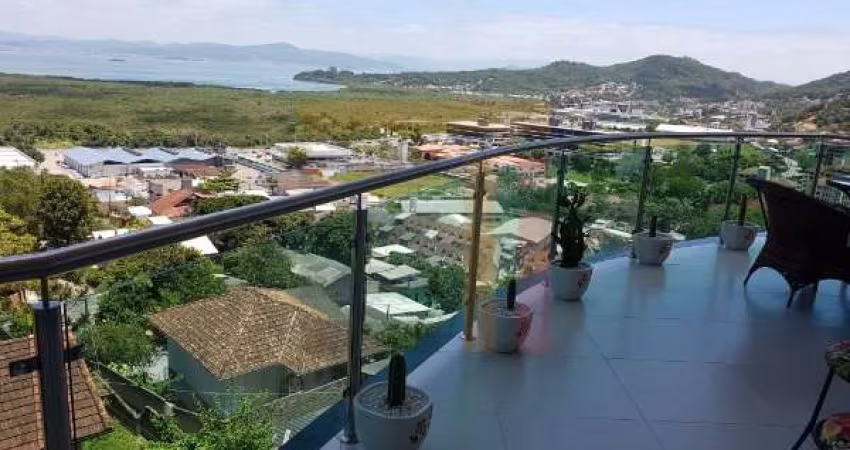 Casa com 4 quartos à venda na Rua Pedra de Listras, 325, Saco Grande, Florianópolis