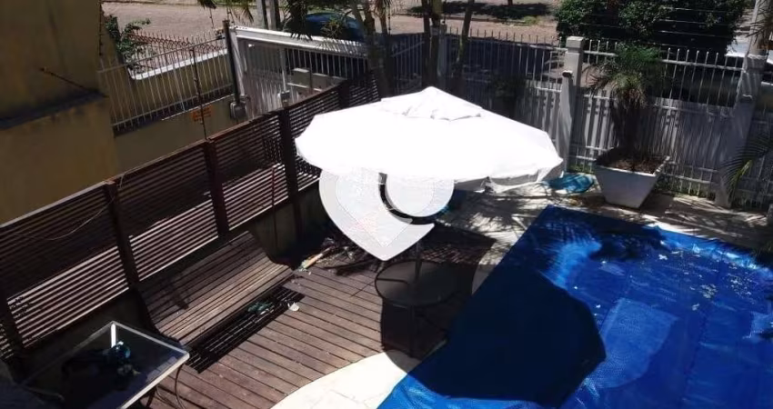 Casa com 4 quartos à venda em Tristeza - RS
