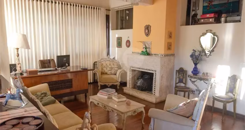 Casa com 3 quartos à venda na Avenida Guaíba, Ipanema, Porto Alegre