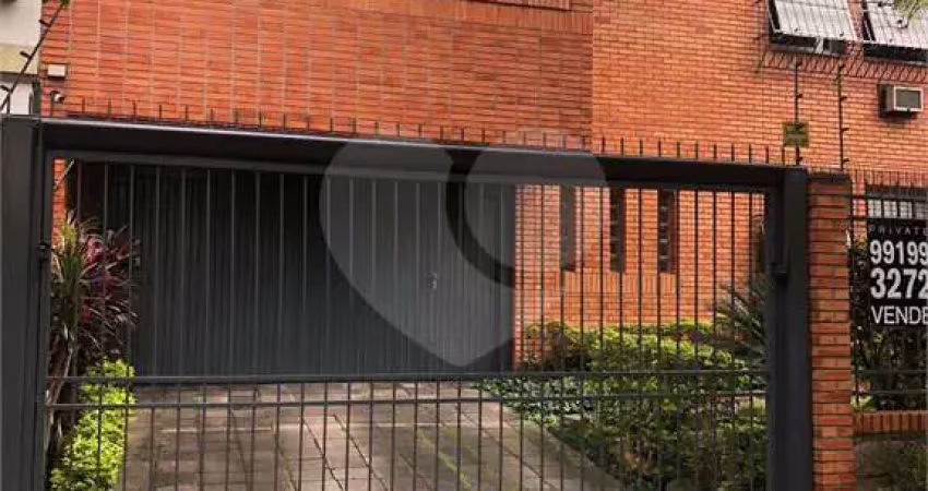 Casa com 5 quartos à venda na Rua São Manoel, Rio Branco, Porto Alegre