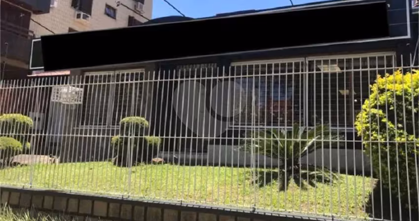 Casa com 4 quartos à venda na Avenida Quito, Jardim Lindóia, Porto Alegre