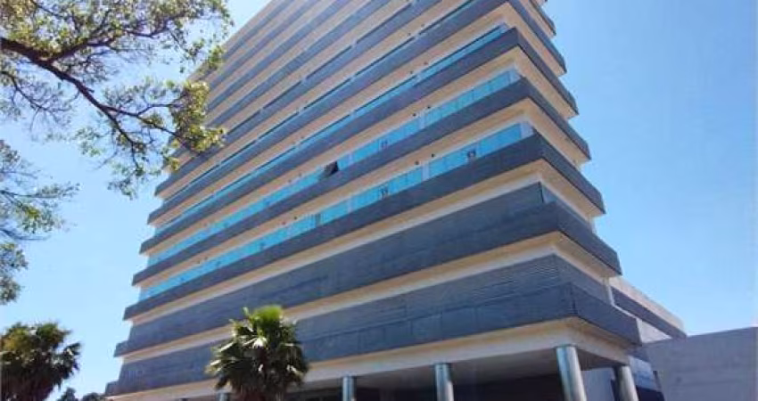 Salas à venda ou para locação em Centro - RS