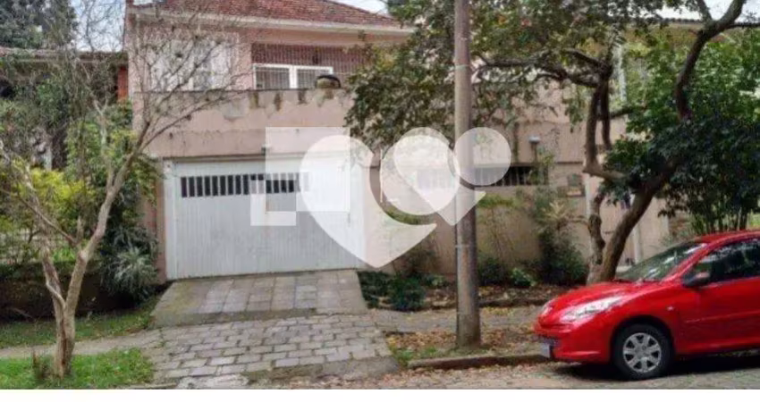 Casa com 4 quartos à venda na Rua Felipe Becker, Três Figueiras, Porto Alegre