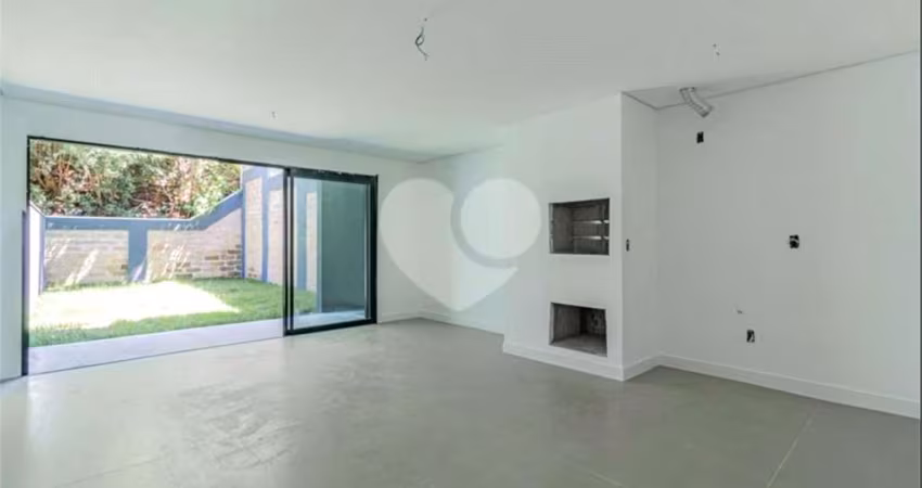 Casa com 3 quartos à venda em Chácara Das Pedras - RS