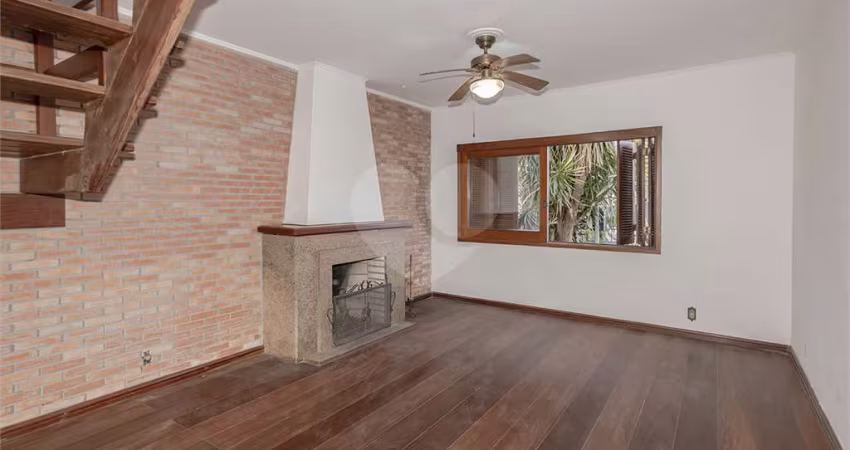 Casa com 3 quartos à venda ou para locação em Santana - RS