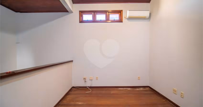 Condomínio com 3 quartos à venda em Menino Deus - RS
