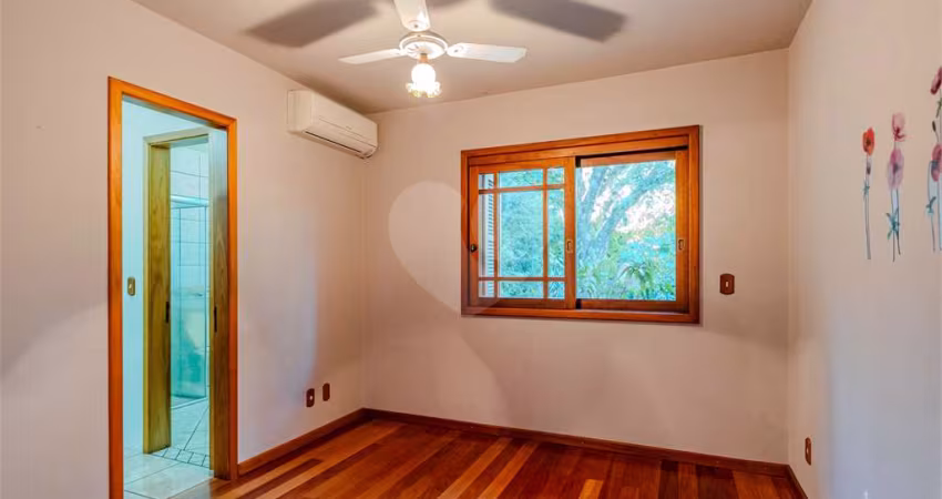 Casa com 3 quartos à venda em Belém Velho - RS