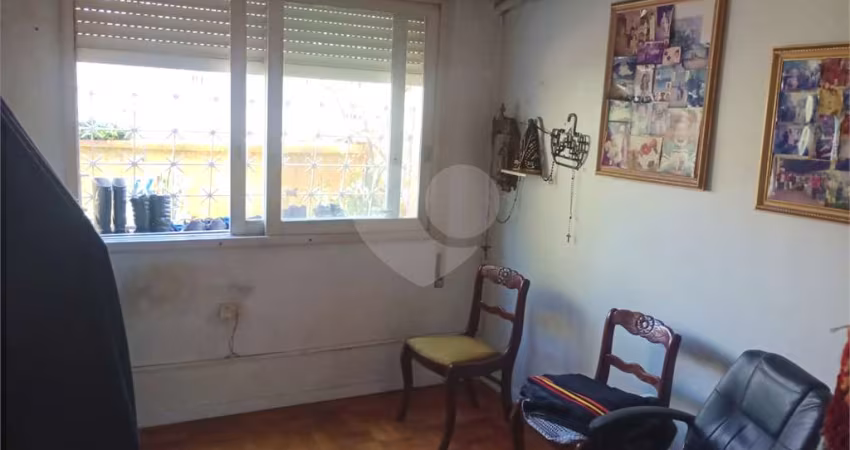 Apartamento com 3 quartos à venda em Santana - RS