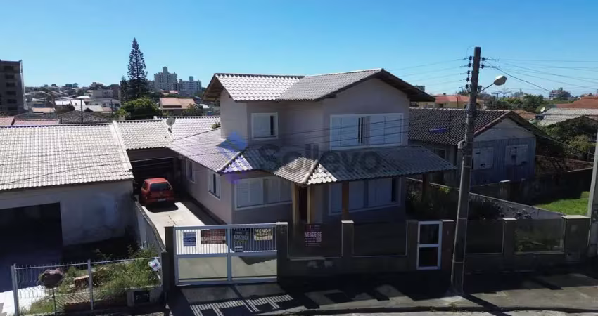 Casa com 5 quartos à venda no Paes Leme, Imbituba 