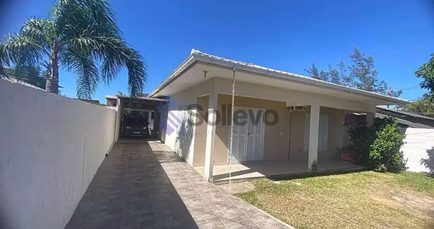 Casa com 3 quartos à venda no Guaiuba, Imbituba 