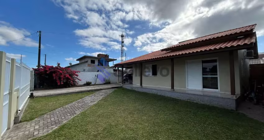 Casa com 3 quartos à venda em Alto Arroio, Imbituba 