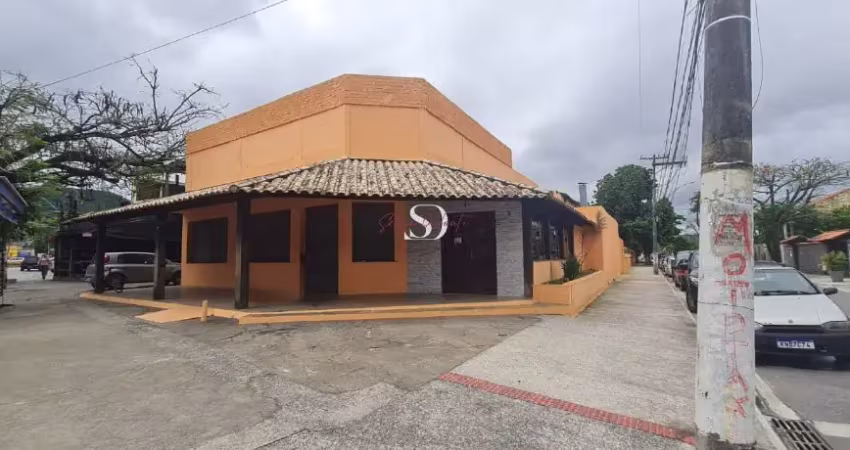 Aluguel - ponto comercial com estacionamento no trevo de piratininga