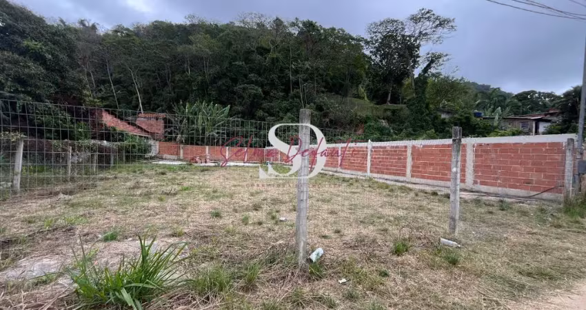 Terreno à venda com 450 m², plano no engenho do mato - niterói/rj