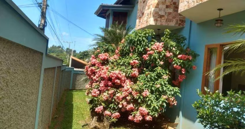 Casa com 6 dormitórios, 320 m² - venda por R$ 1.100.000,00 ou aluguel por R$ 7.500,00/mês - Perequê-Mirim - Ubatuba/SP