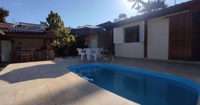 Casa com 6 dormitórios à venda, por R$ 1.800.000 - Itaguá - Ubatuba/SP