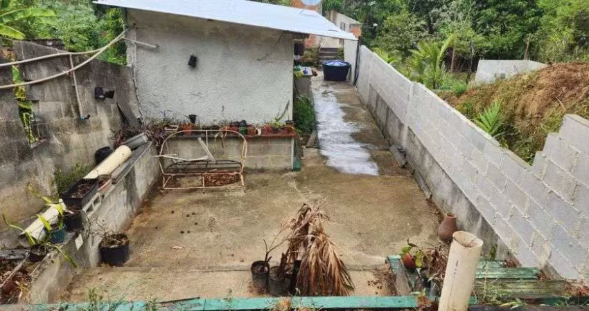 Sítio para venda tem 1.400 m² com casa 2 quartos em guaratiba - rio de janeiro - rj