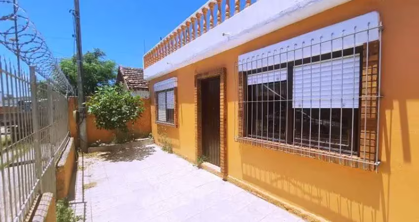 Casa com 2 quartos à venda na Rua André Puente, 51, Três Vendas, Pelotas