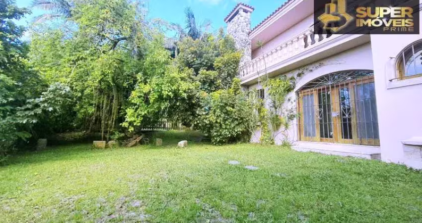Mansão de Cinema, Alto Padrão, no Centro em Pelotas-RS